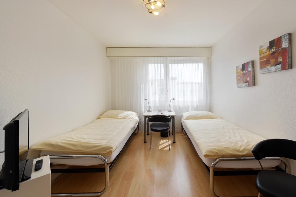 Apaliving - Budgethotel Basel Bagian luar foto